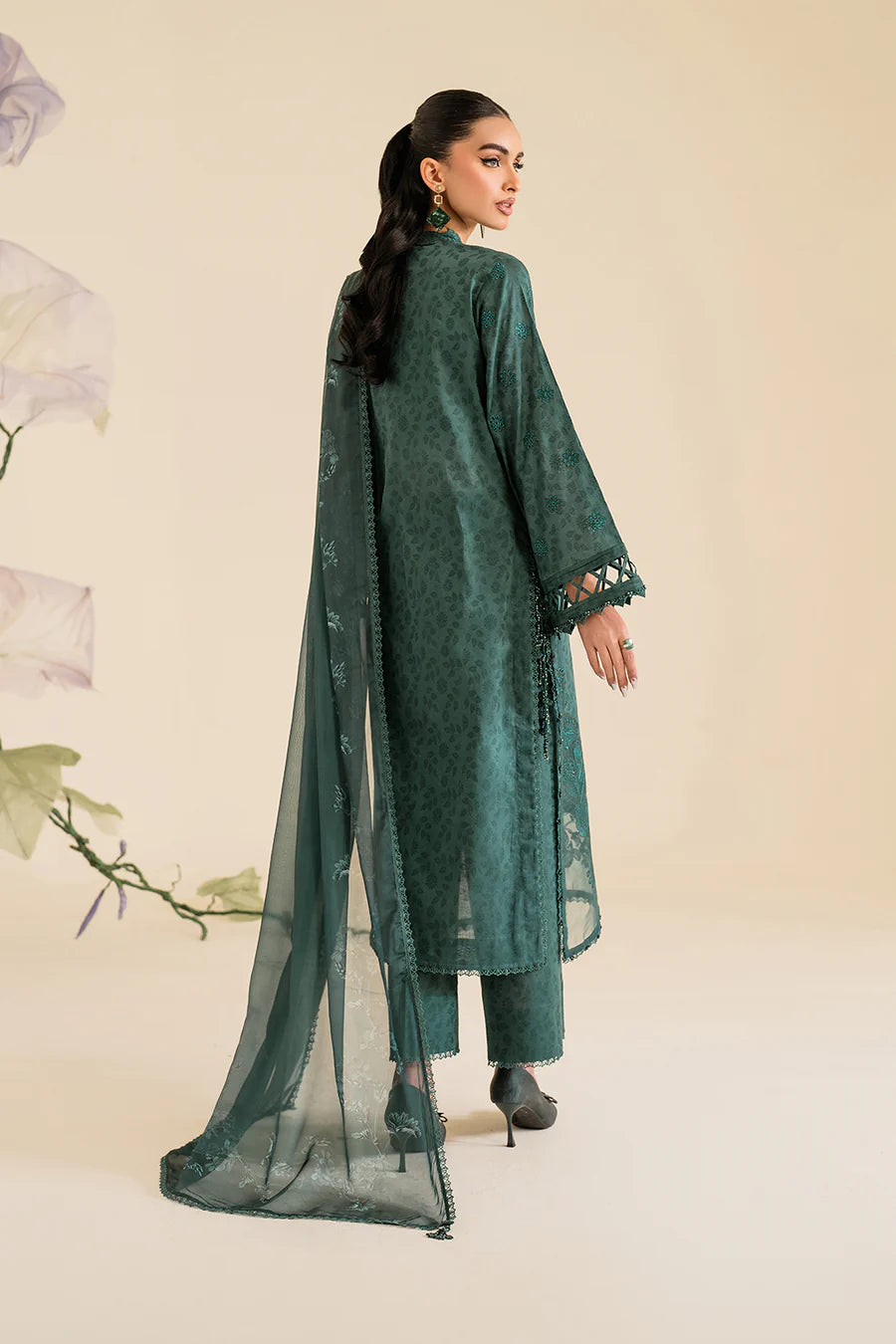 UE-429 Embroidered Textured Lawn