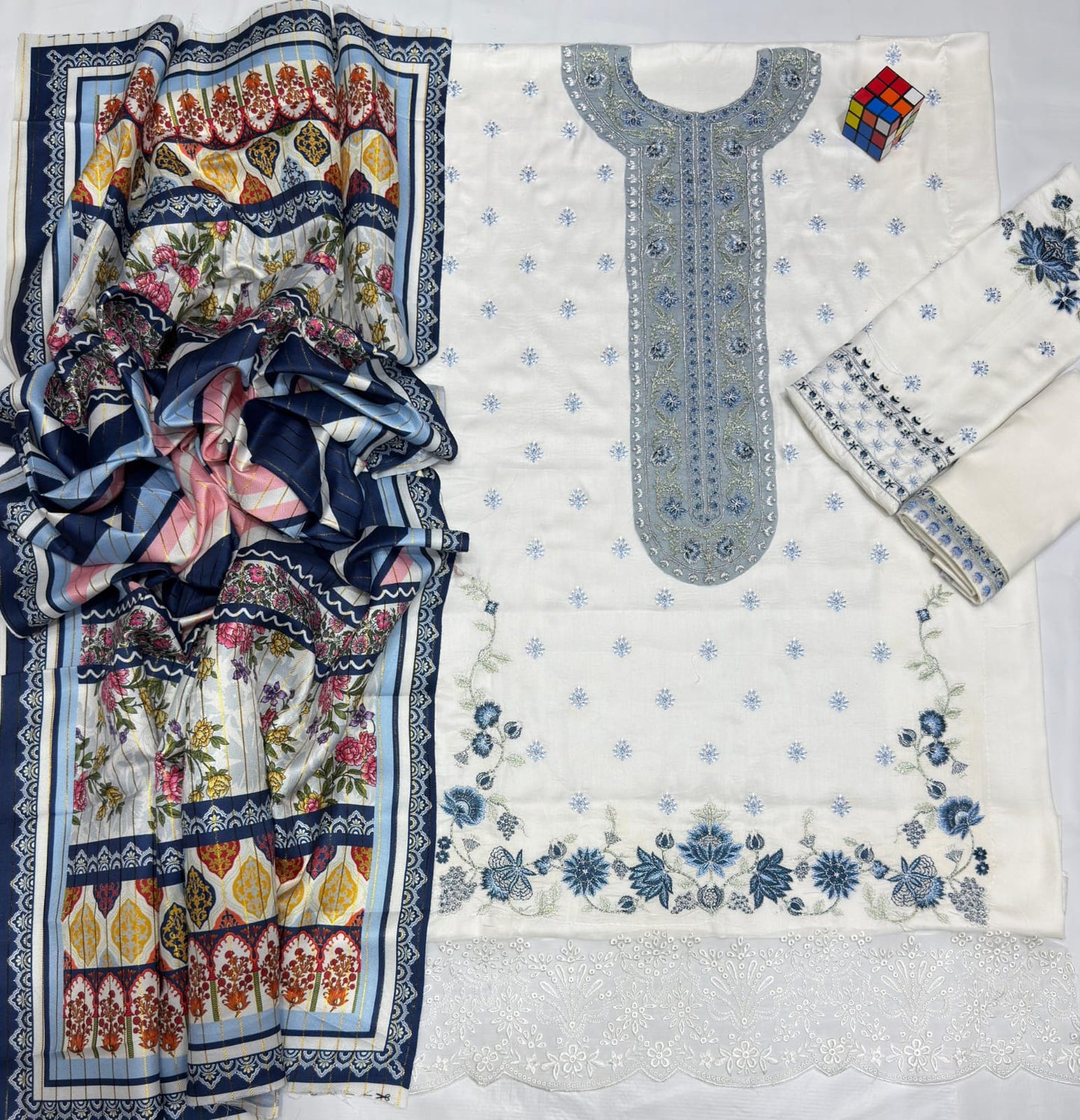 Coco By Zarashahjhan Brand Luxury Embroidered Article