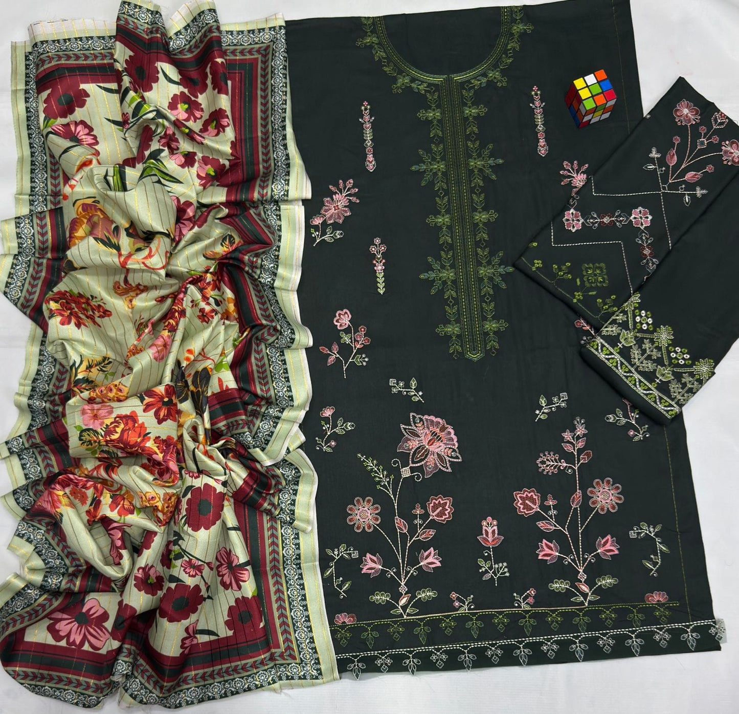 Coco By Zarashahjhan Brand Luxury Embroidered Article