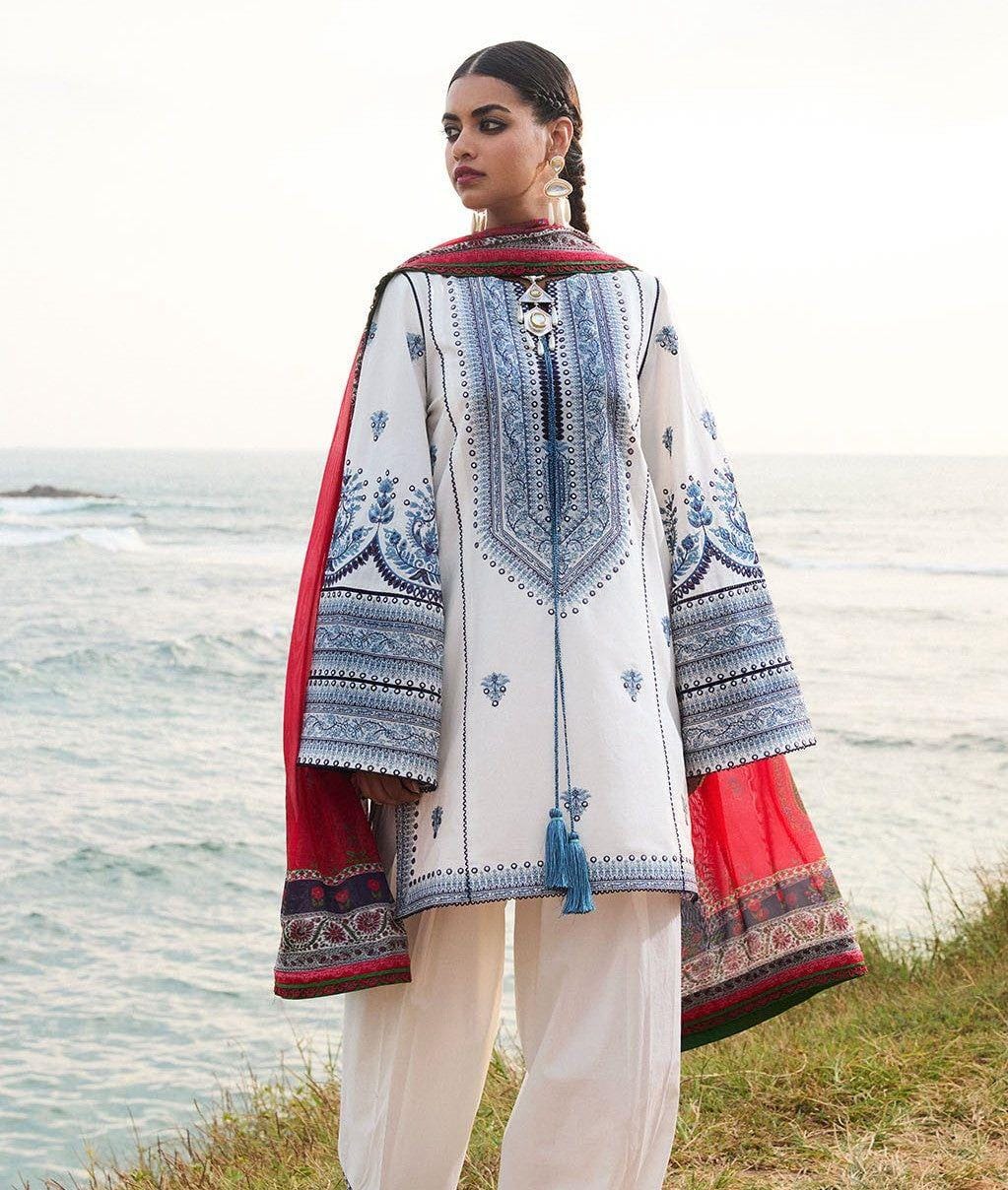 Laam Brand Luxury Embroidered Suit