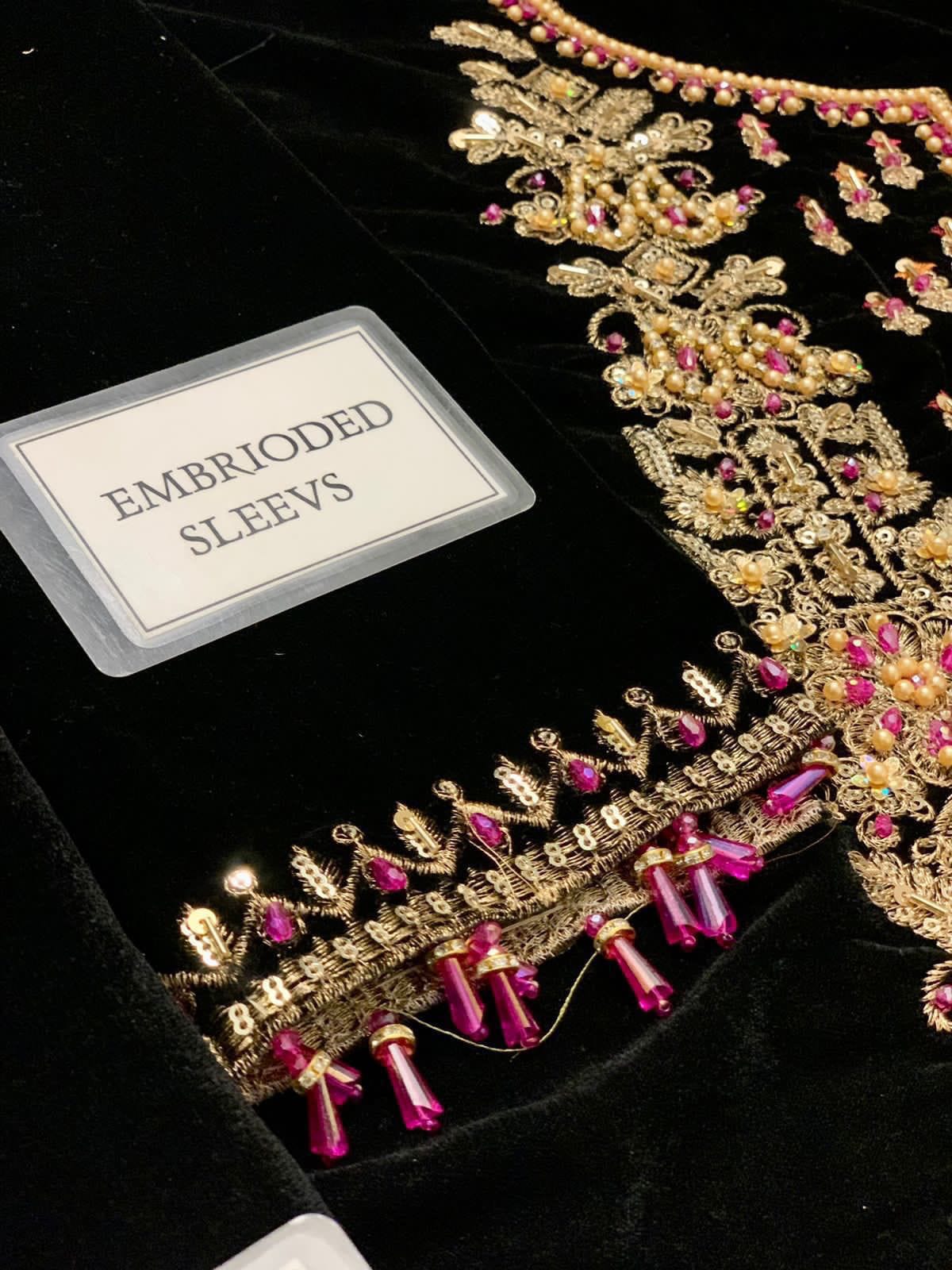BAROQUE – Premium Micro Velvet 9000
