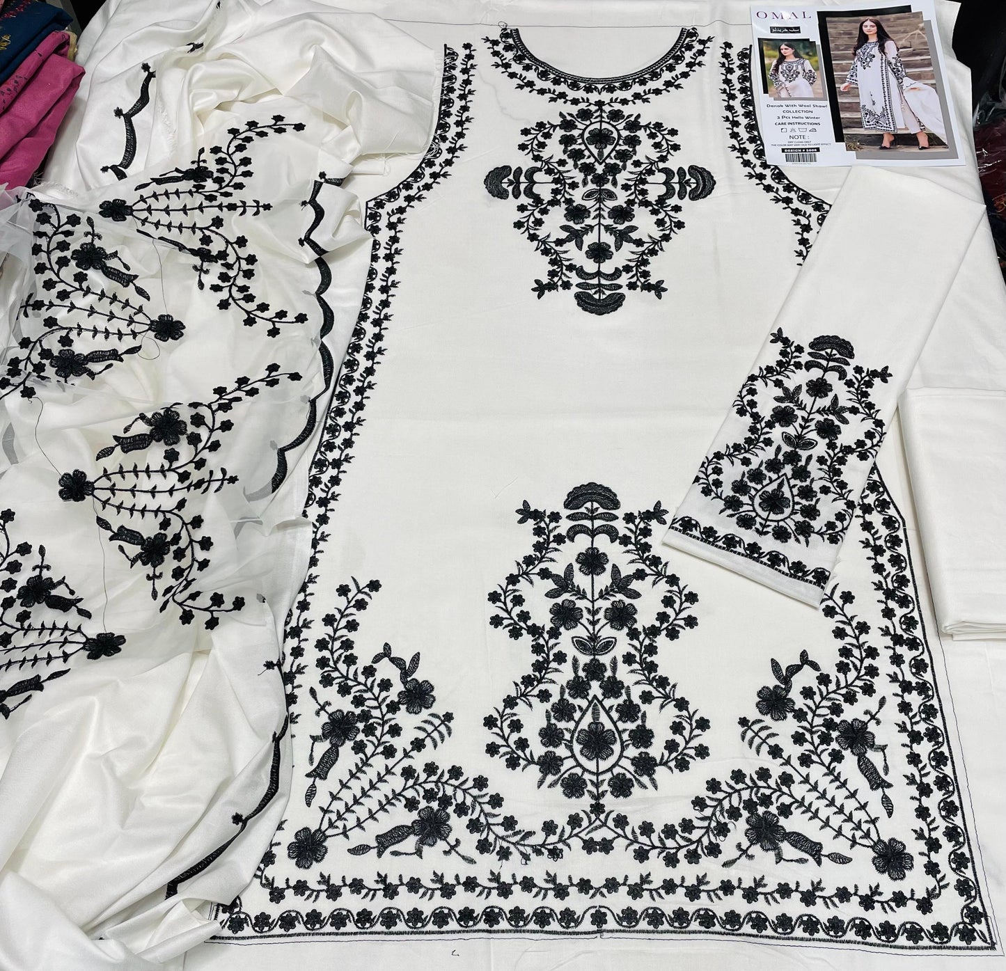 Omal By Komal Brand Luxury Embroidered Article