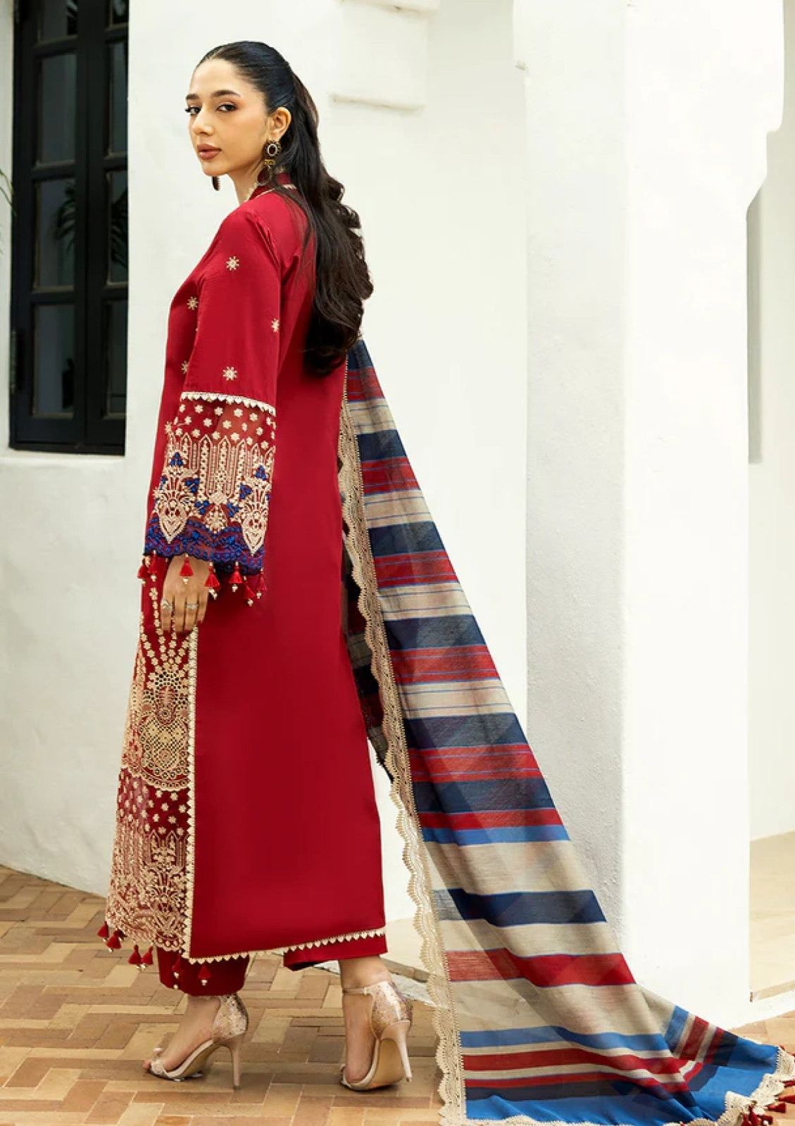 ZAINAB CHOTTANI BRAND LUXURY PREMIUM EDITION EMBRIODERED