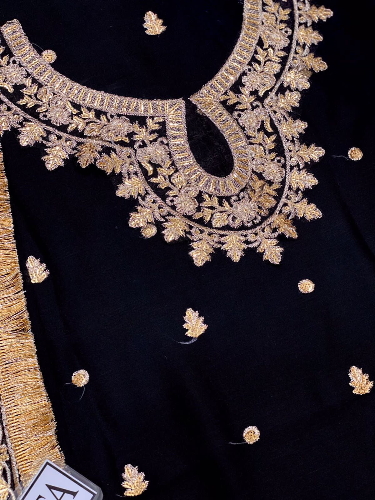BRAND LUXURY CHIFFON EMBROIDERED ARTICLE