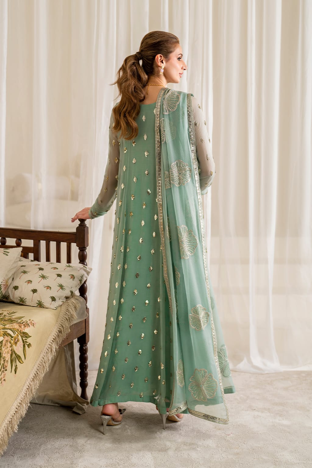IZNIK – Premium Chiffon Collection 2025