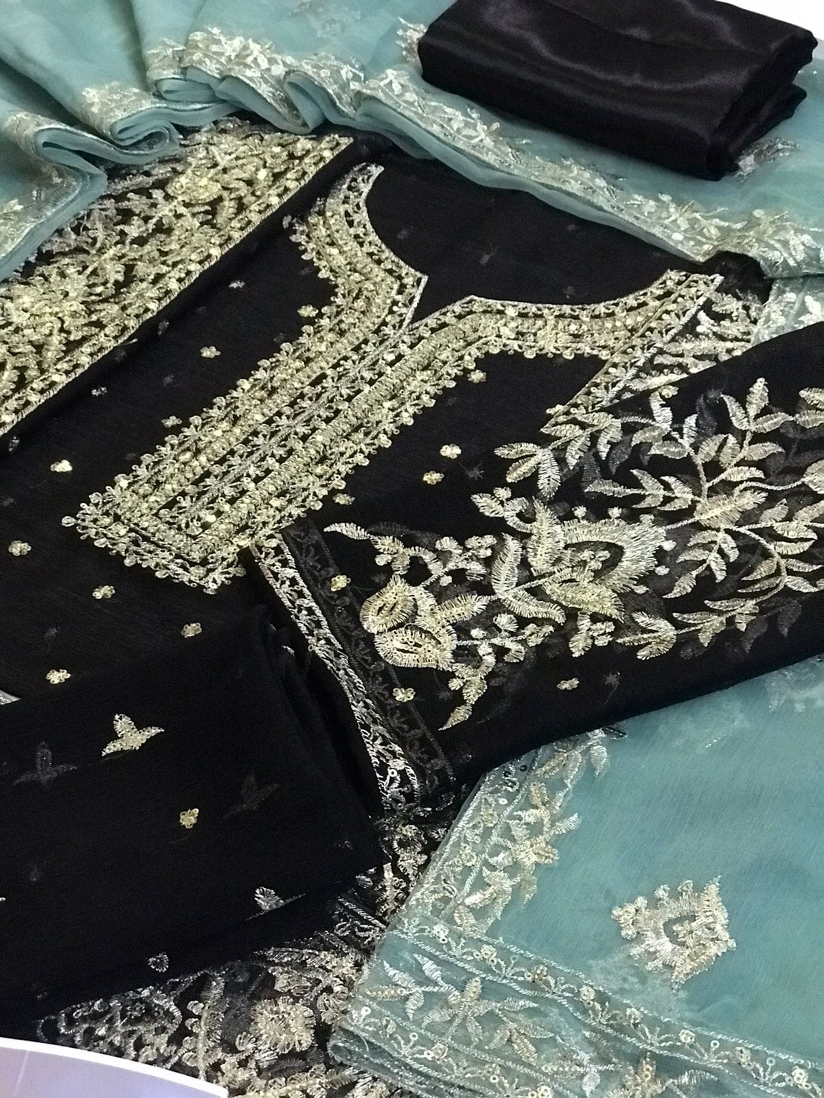 ASIMJOFA BRAND LUXURY CHIFFON EMBROIDERED ARTICLE