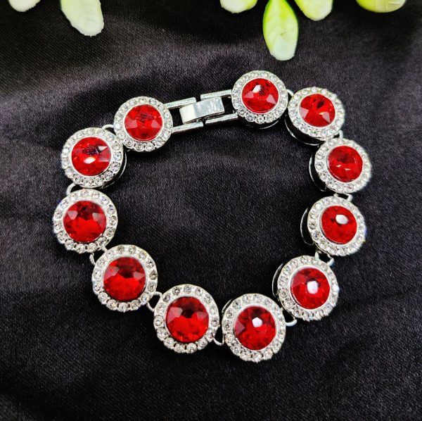 1 Piece Imported Exquisite Adjustable Heart Crystal Bracelet – Imported Elegance | Best Quality Artificial Bracelet For Girls & Women | Bracelet For Every Occasion | Elegant Design
